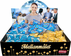 Mellanmålet 100 bollar i mål